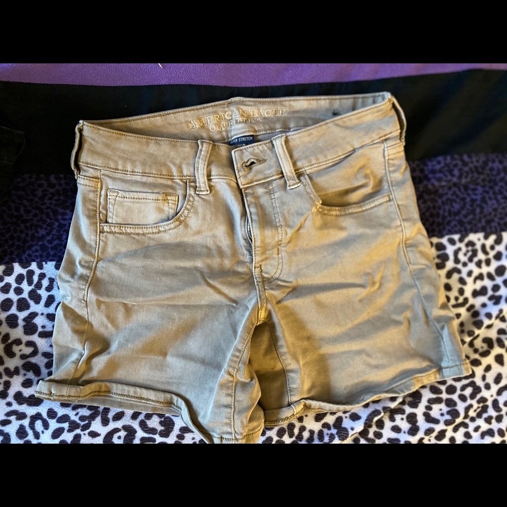 Beige American Eagle Jean Shorts